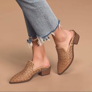 Chinese Laundry Mayflower Woven Mules